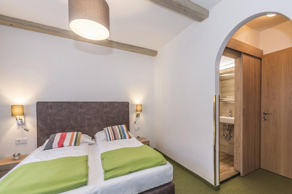 Hotel Garni Wieshof 라우리스 외부 사진