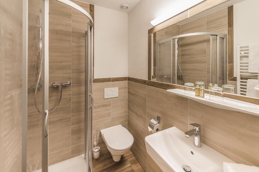 Hotel Garni Wieshof 라우리스 외부 사진